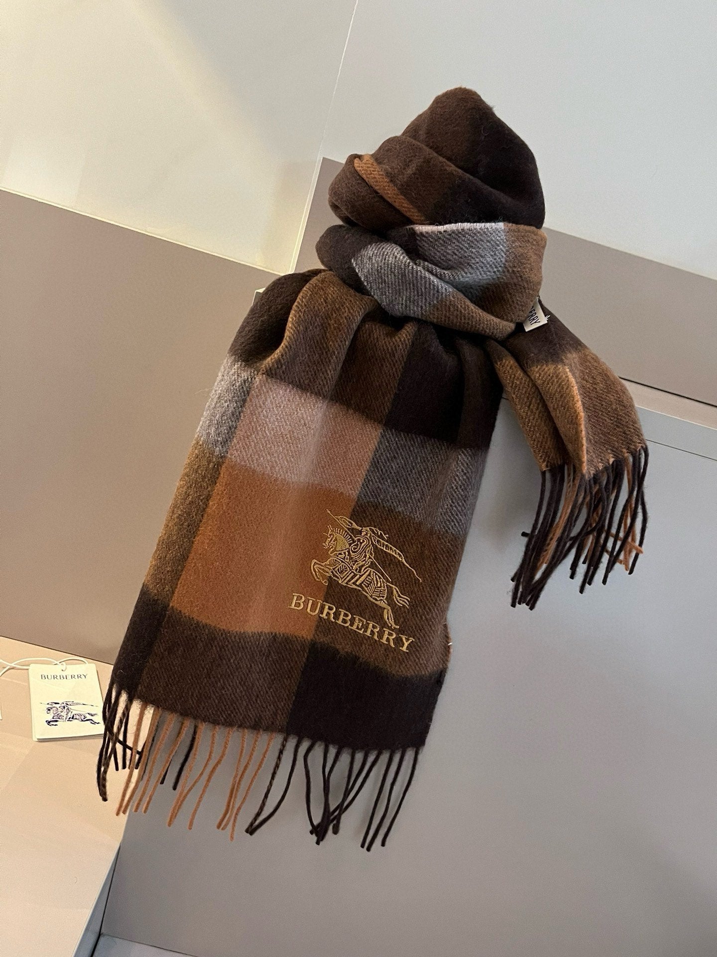 BURBERRY BBR SCARF 180 CM IN CASHMERE 489746