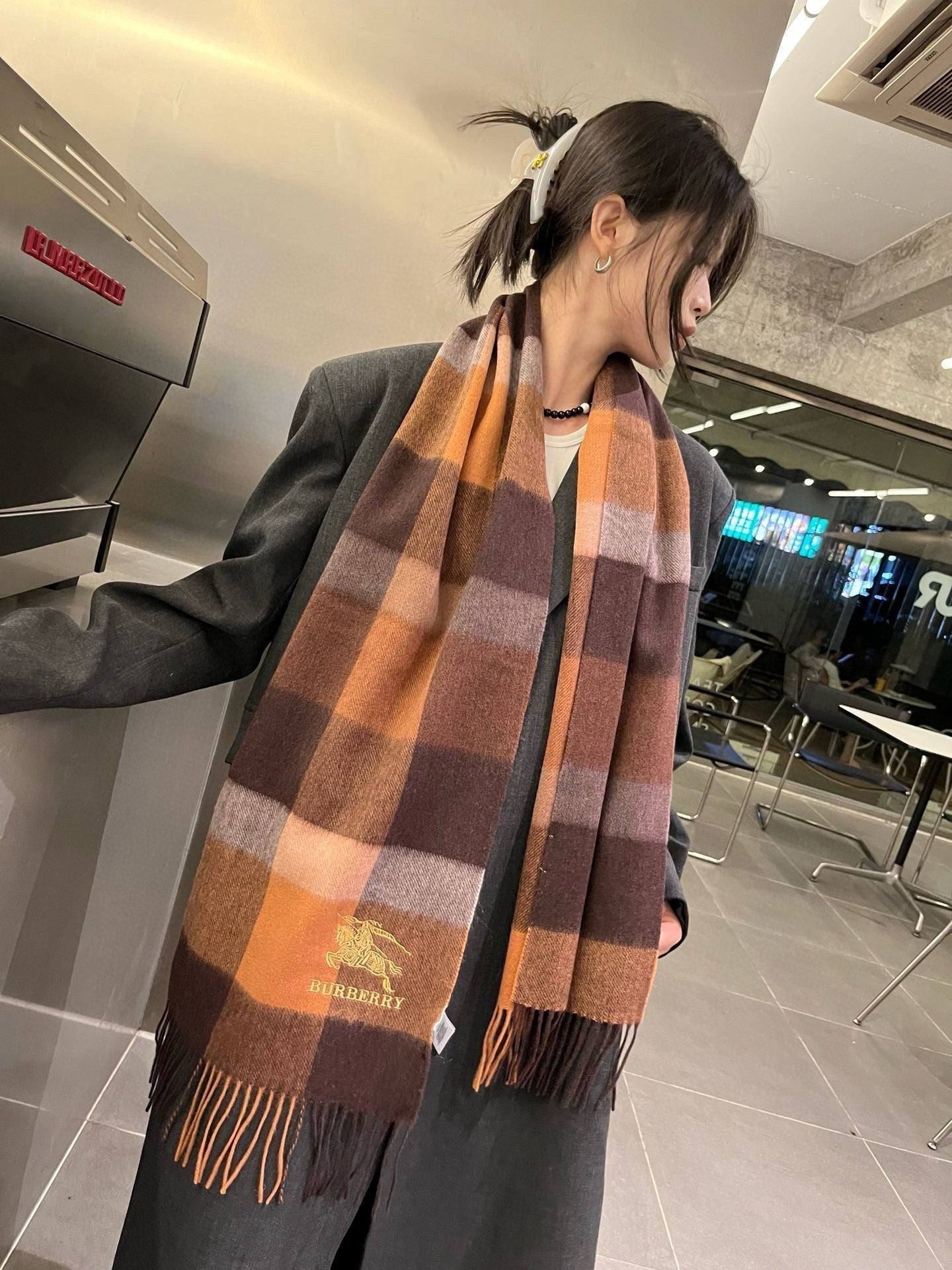BURBERRY BBR SCARF 180 CM IN CASHMERE 489746