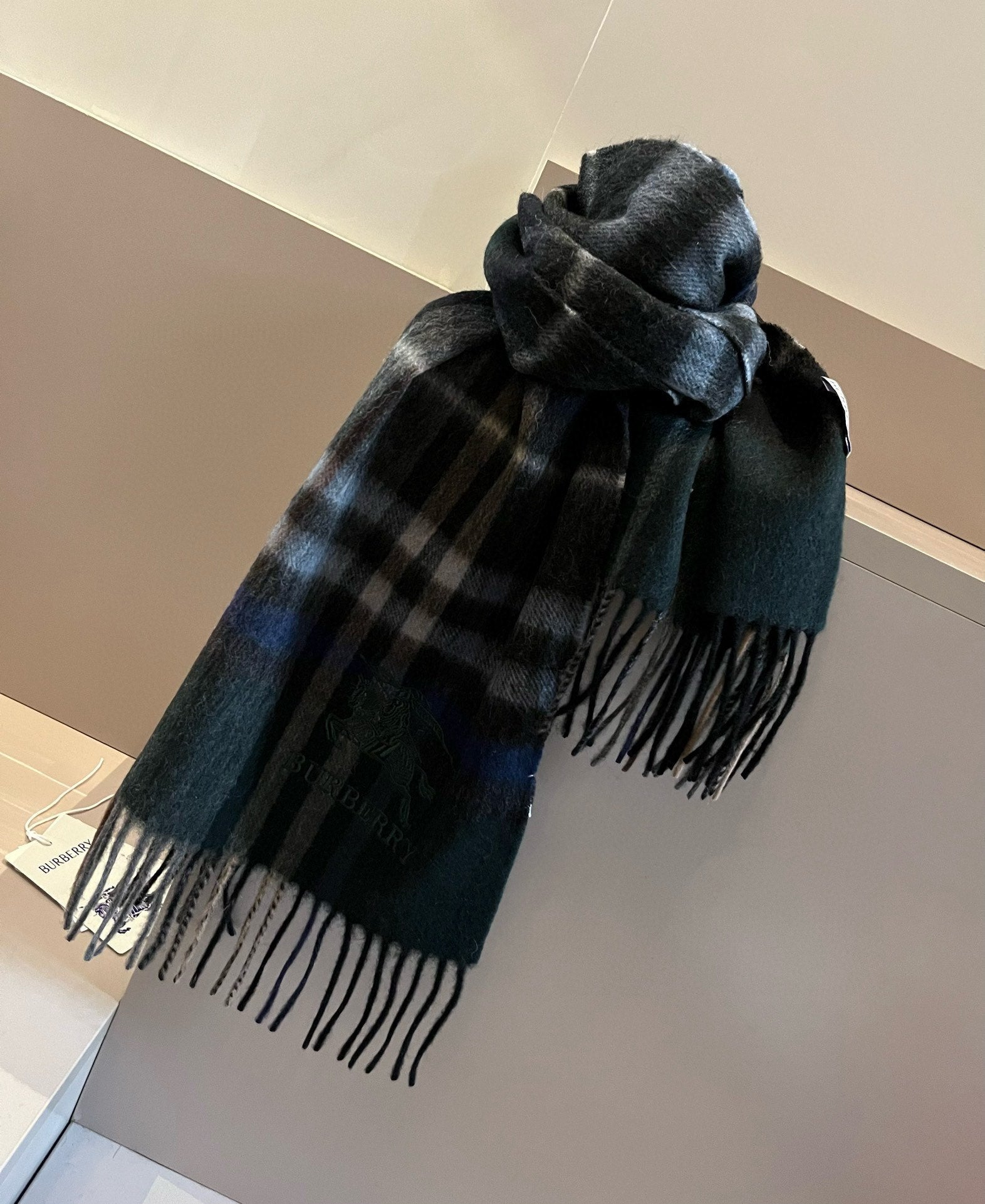 BURBERRY BBR SCARF 180 CM IN CASHMERE 489752