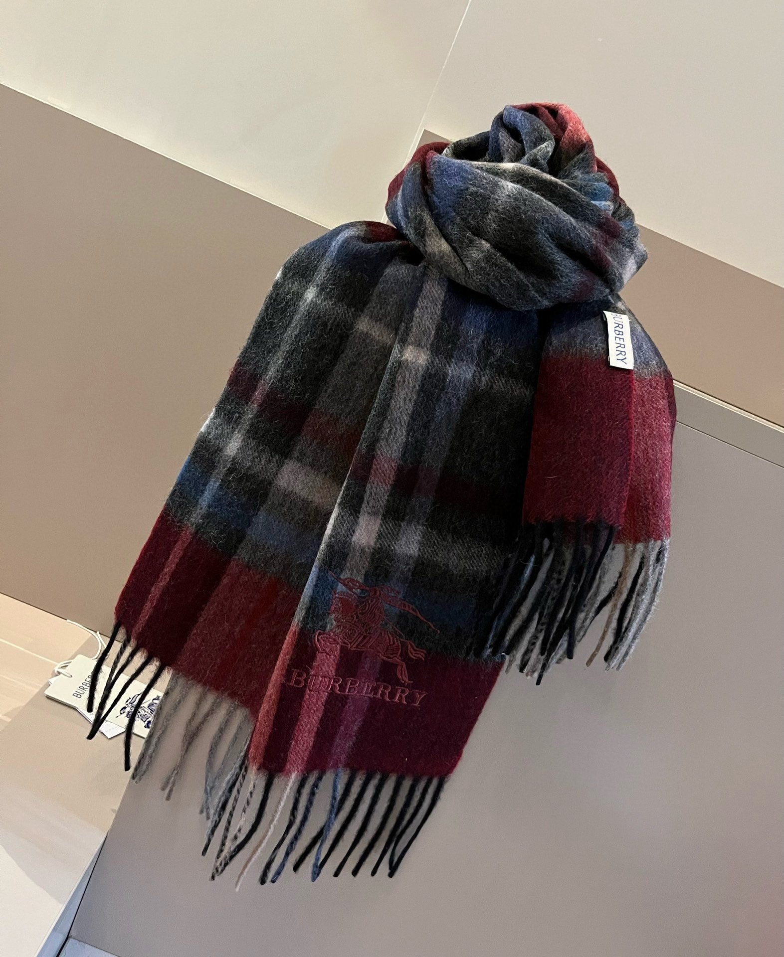 BURBERRY BBR SCARF 180 CM IN CASHMERE 489753