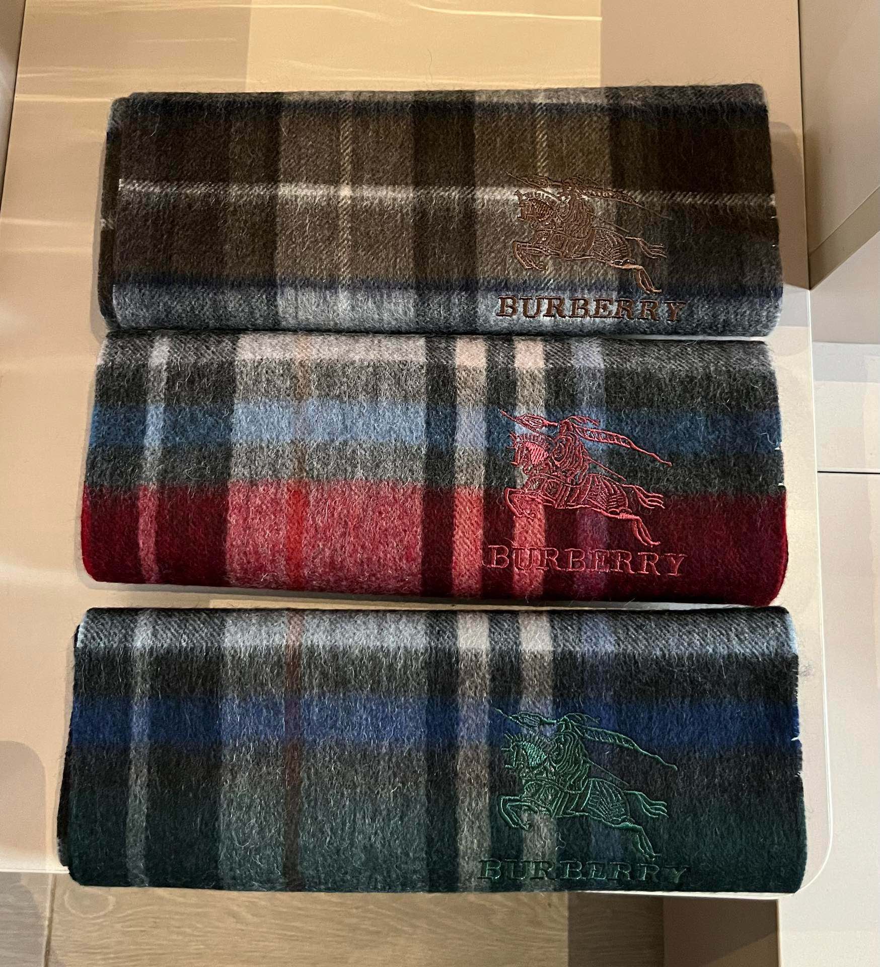 BURBERRY BBR SCARF 180 CM IN CASHMERE 489753