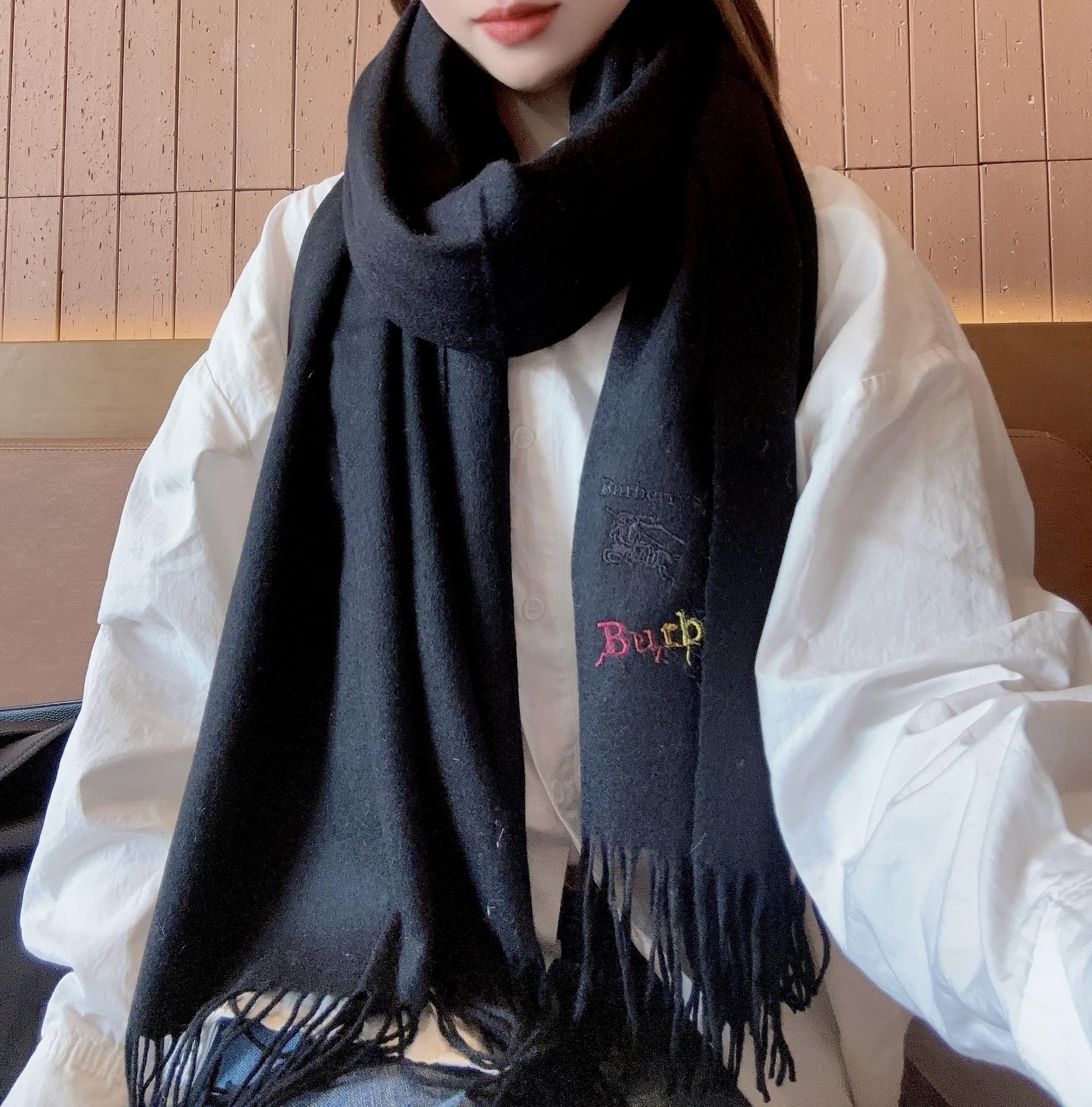 BURBERRY CLASSIC SCARF 200 CM IN BLACK CASHMERE  402267
