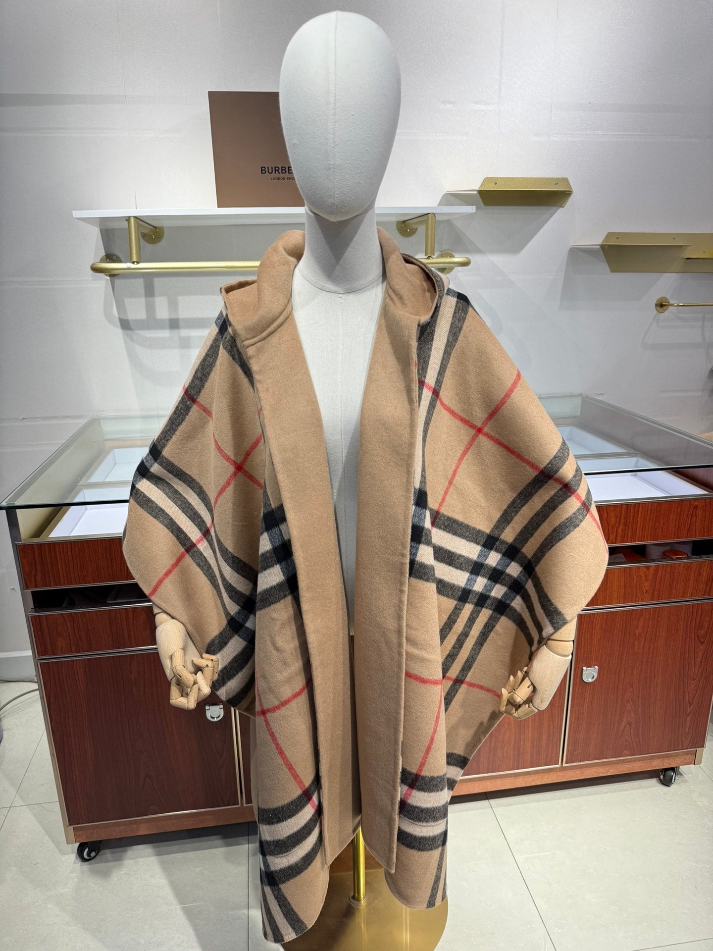 BURBERRY BBR SCARF IN CASHMERE 732155