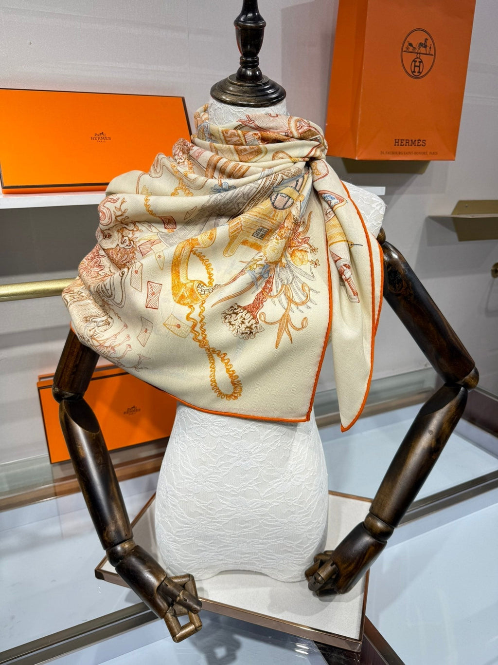 HERMES HERMES 25S SCARF 136 IN SILK CASERE 989709