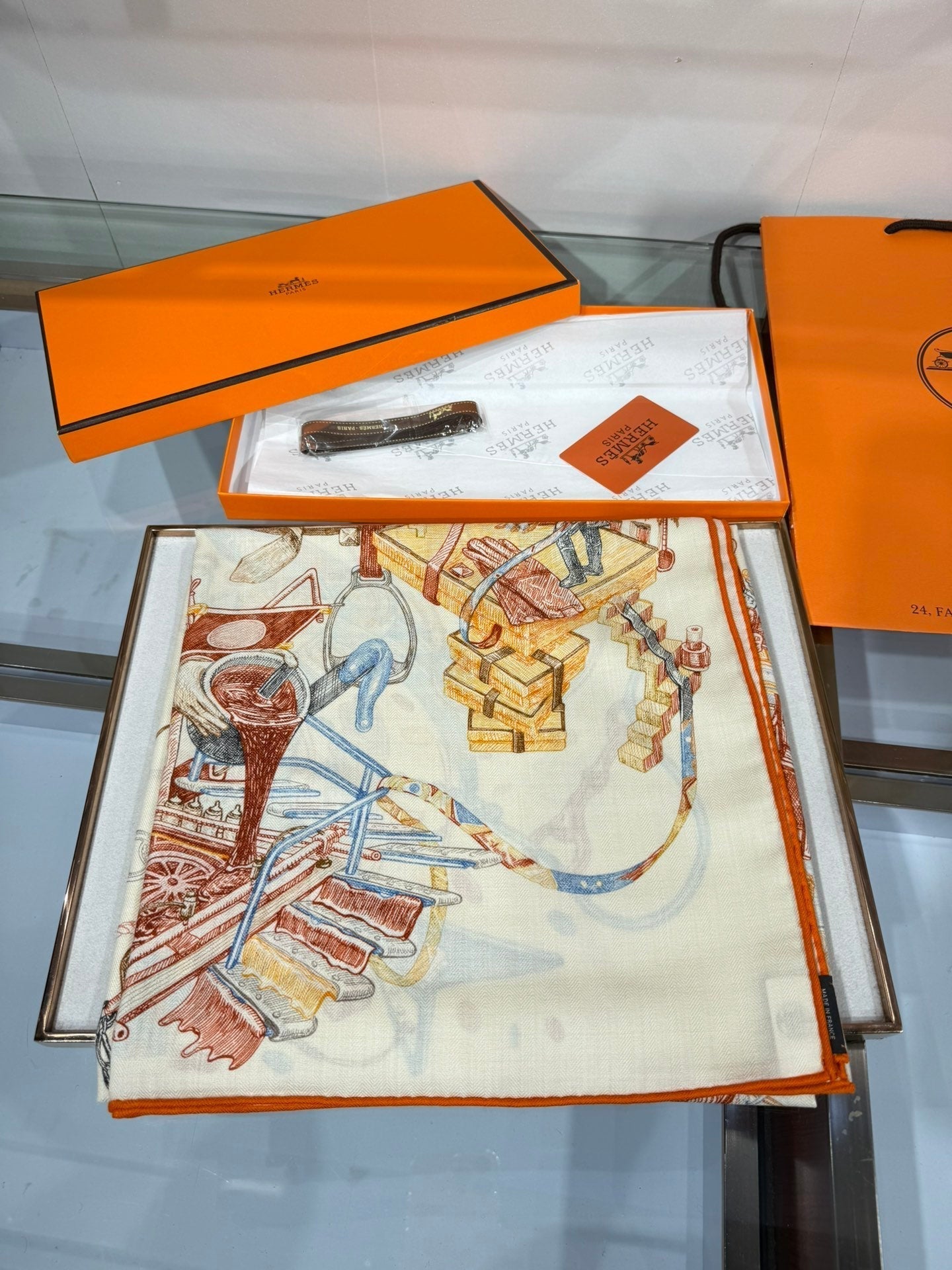 HERMES HERMES 25S SCARF 136 IN SILK CASERE 989709