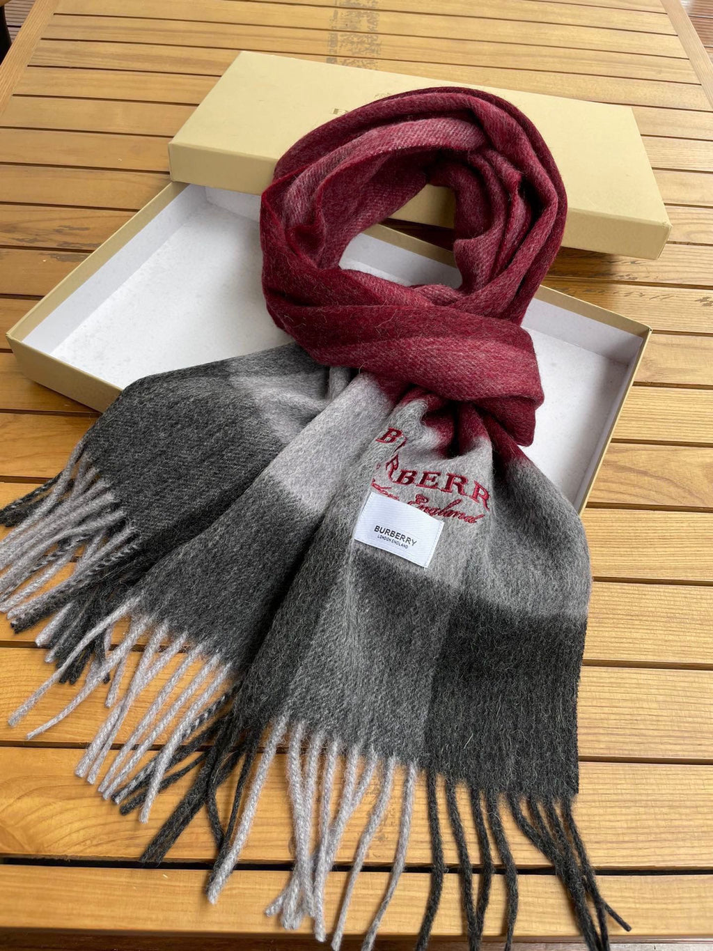BURBERRY SCARF 180 CM IN CURRANT RED MIX BLACK CASHMERE 394743