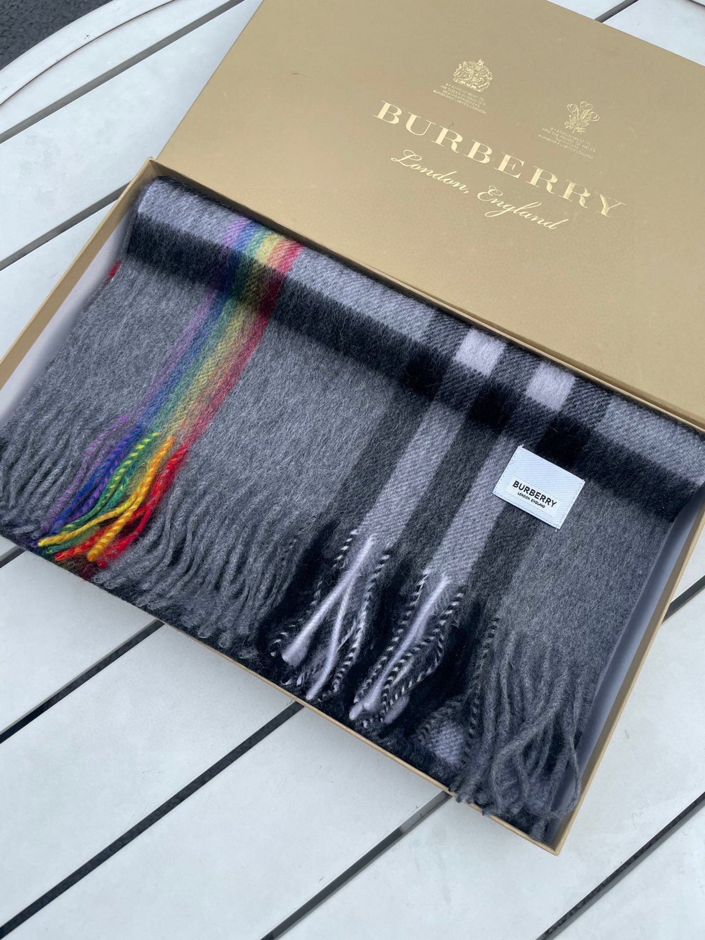 BURBERRY CHECK SCARF 200 CM IN GRAY GRAPHITE MIX BLACK 394752