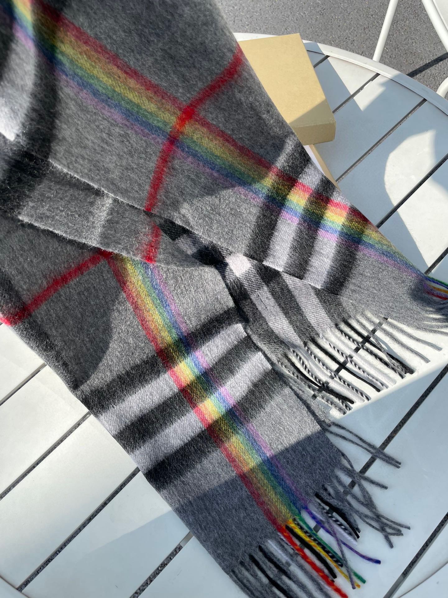 BURBERRY CHECK SCARF 200 CM IN GRAY GRAPHITE MIX BLACK 394752