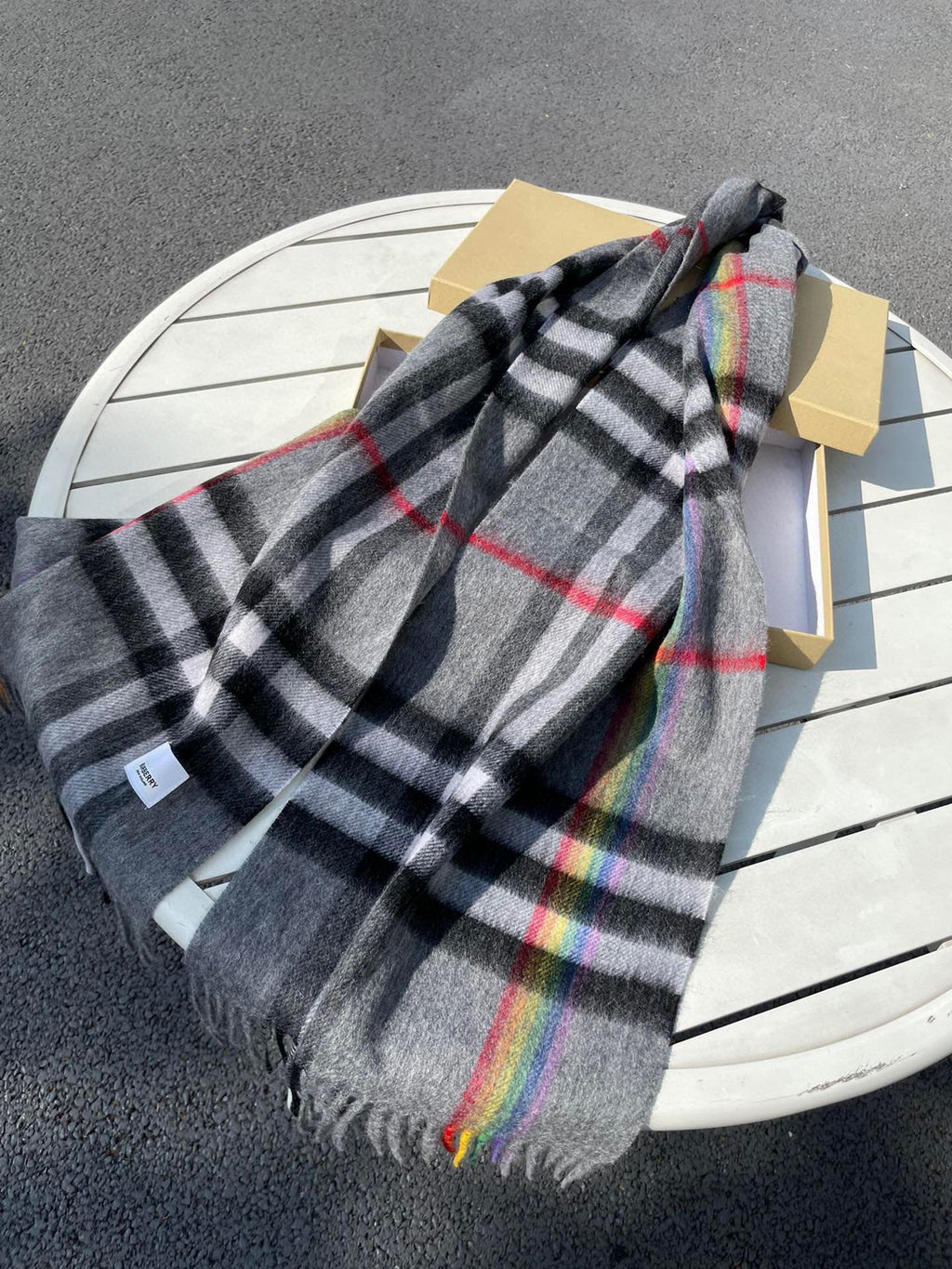 BURBERRY CHECK SCARF 200 CM IN GRAY GRAPHITE MIX BLACK 394752