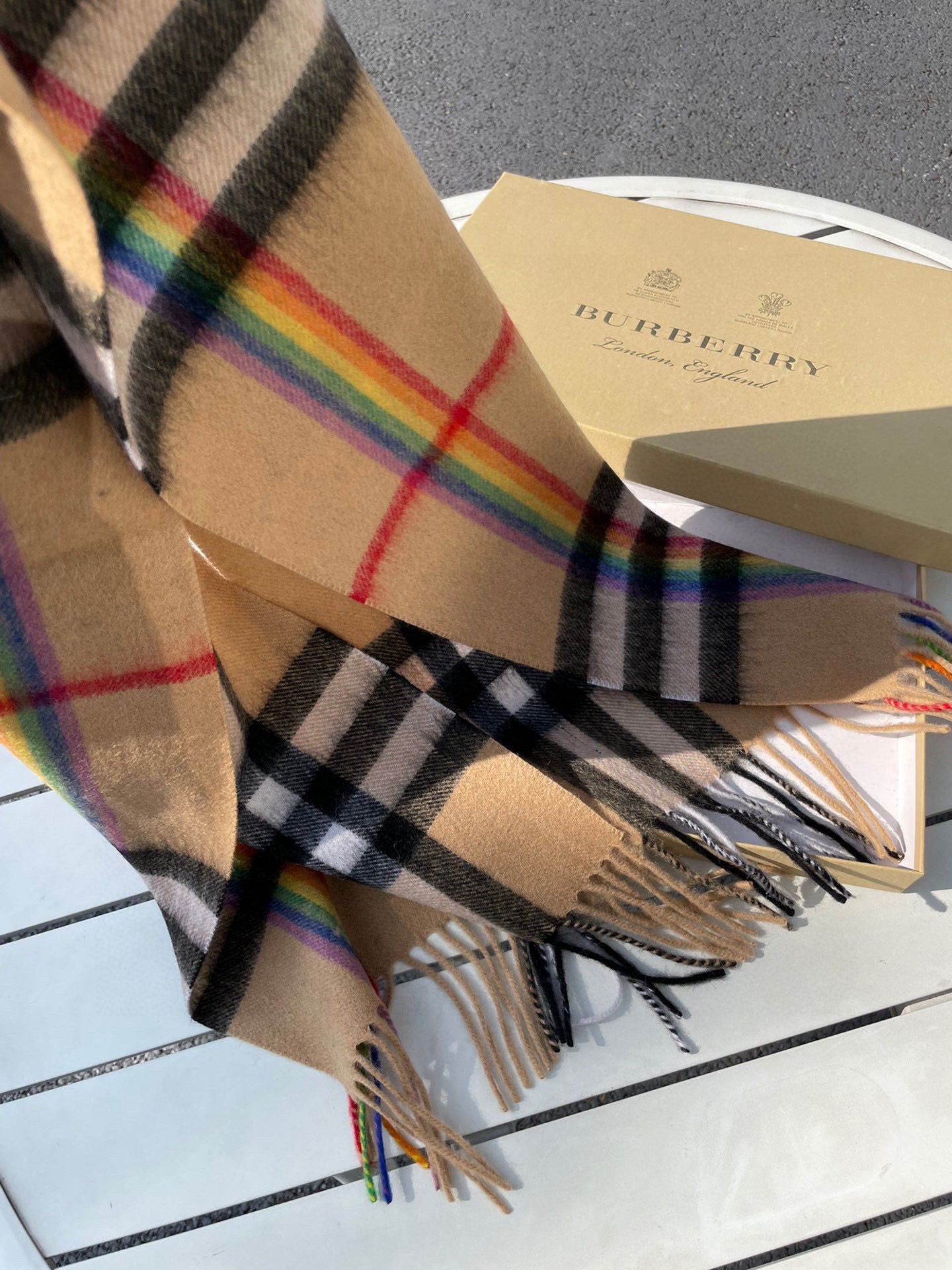 BURBERRY CHECK SCARF 200 CM IN CAMEL BEIGE MIX BLACK CASHMERE 394753