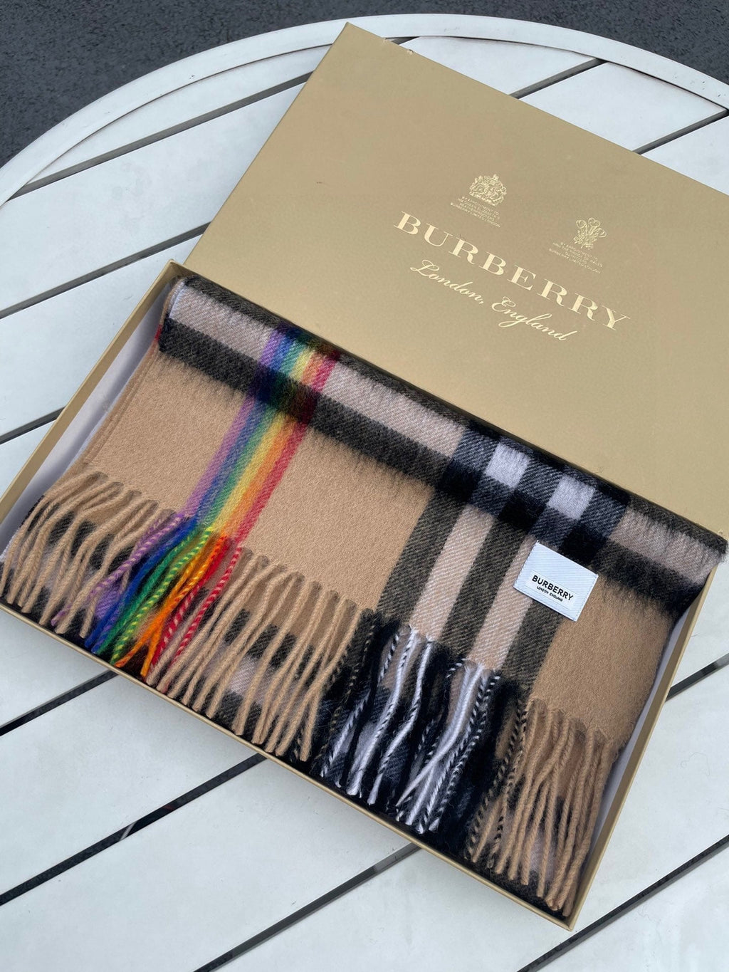 BURBERRY CHECK SCARF 200 CM IN CAMEL BEIGE MIX BLACK CASHMERE 394753