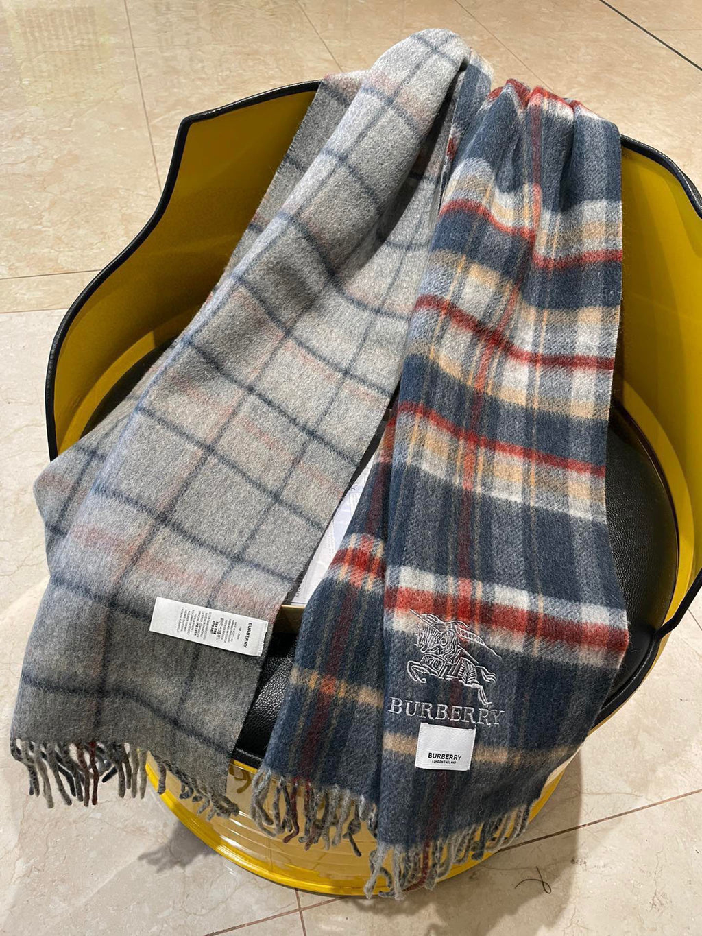 BURBERRY SCARF 200 CM IN COLORFUL CASHMERE 402194