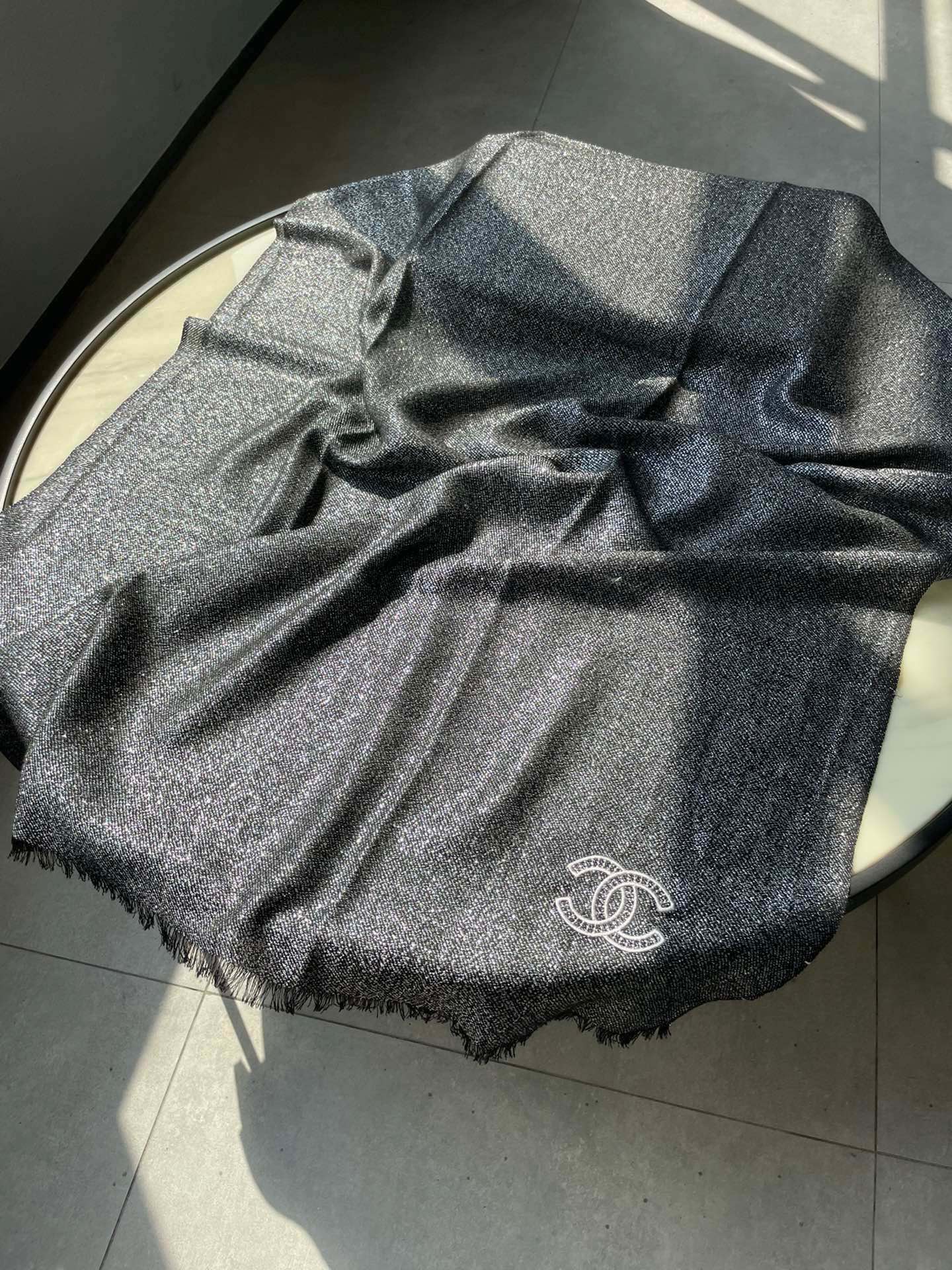 CHANEL SCARF 210 CM IN BLACK CASHMERE  402208