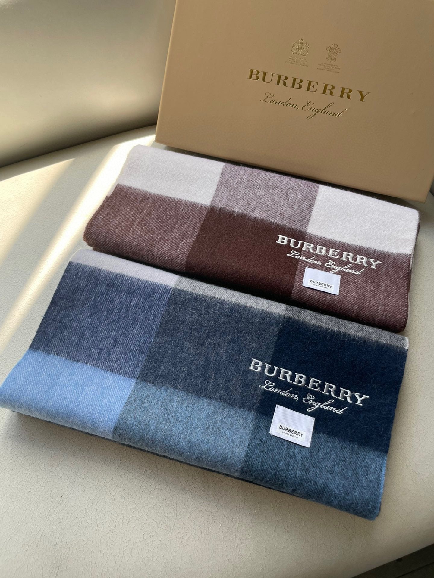 BURBERRY SCARF 180 CM IN CHESTNUT BROWN MIX WHITE CASHMERE 402221