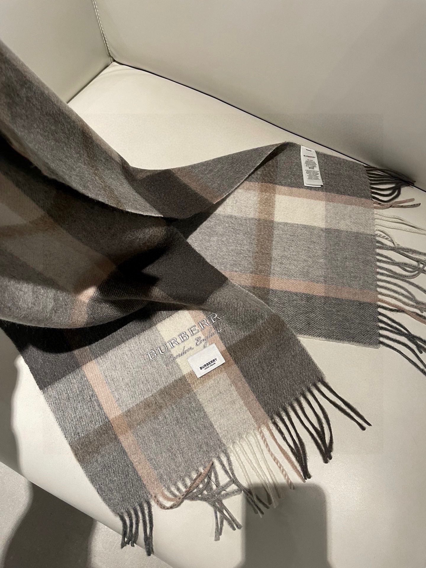 BURBERRY BBR SCARF 180 CM IN CASHMERE 486380