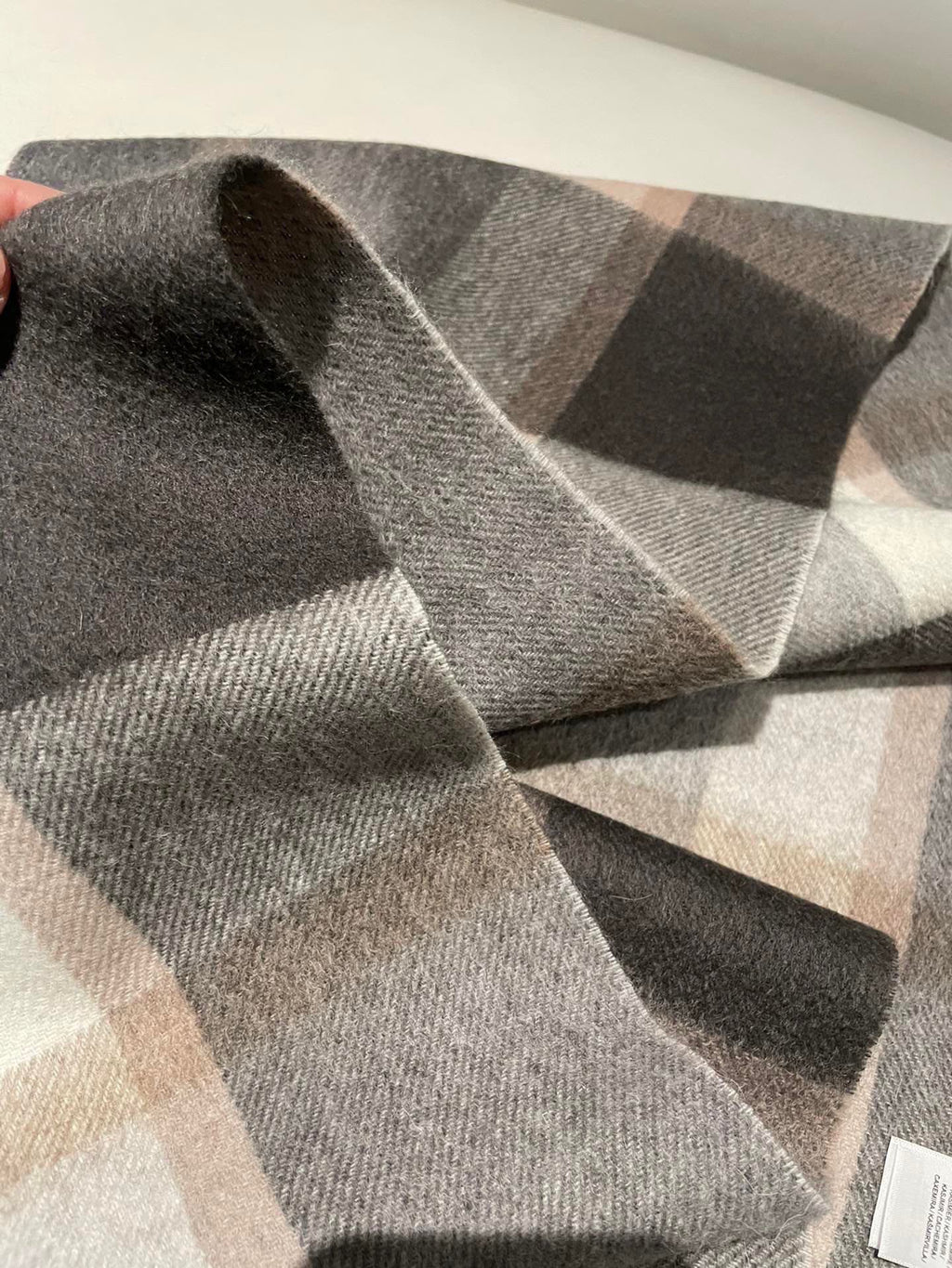 BURBERRY BBR SCARF 180 CM IN CASHMERE 486380