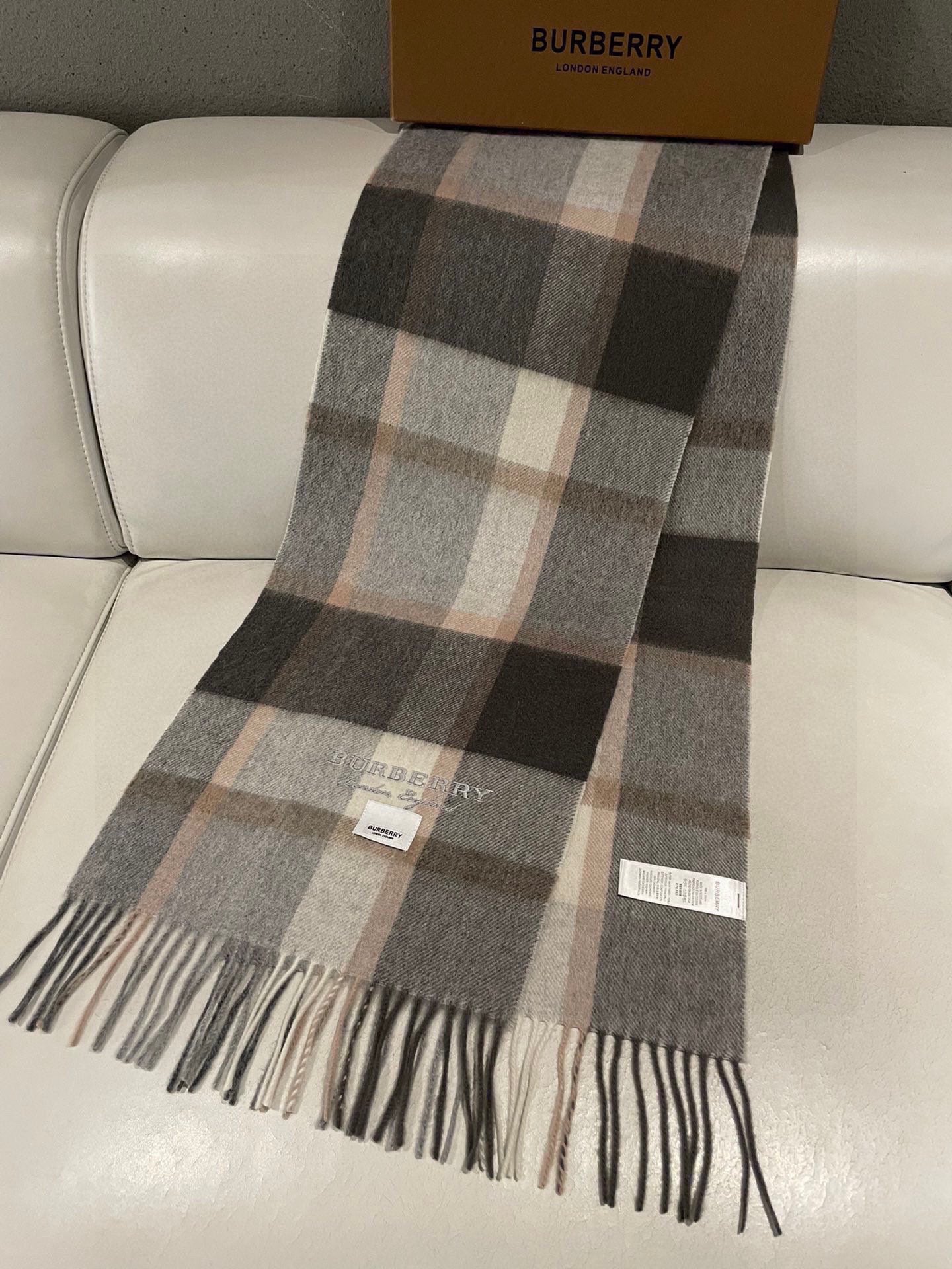 BURBERRY BBR SCARF 180 CM IN CASHMERE 486380