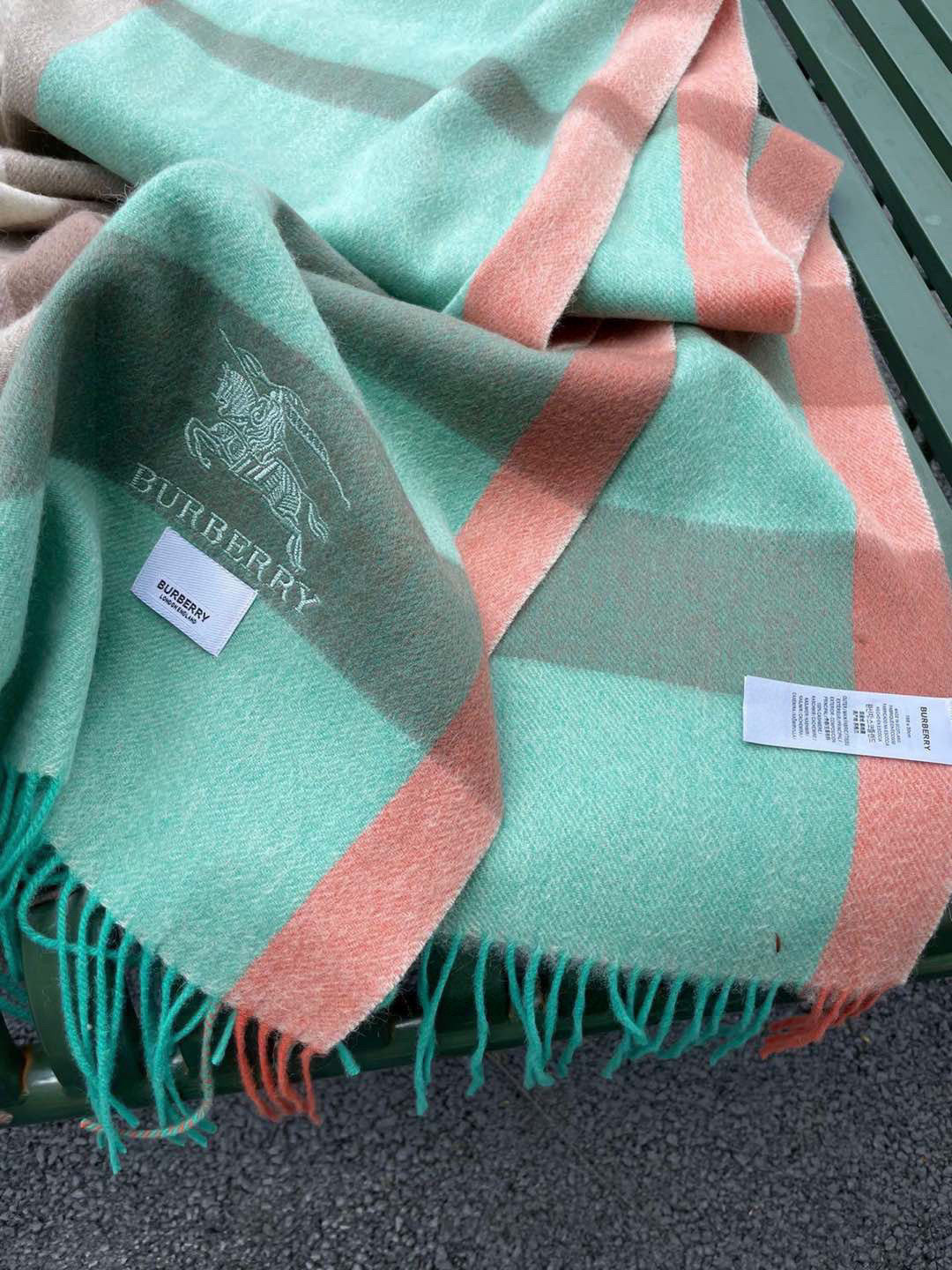 BURBERRY BBR SCARF 200 CM IN CASHMERE 538290
