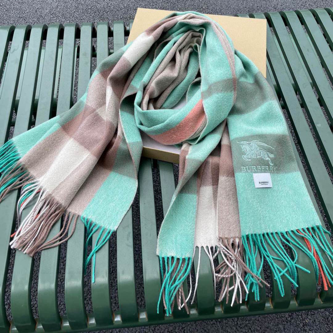 BURBERRY BBR SCARF 200 CM IN CASHMERE 538290