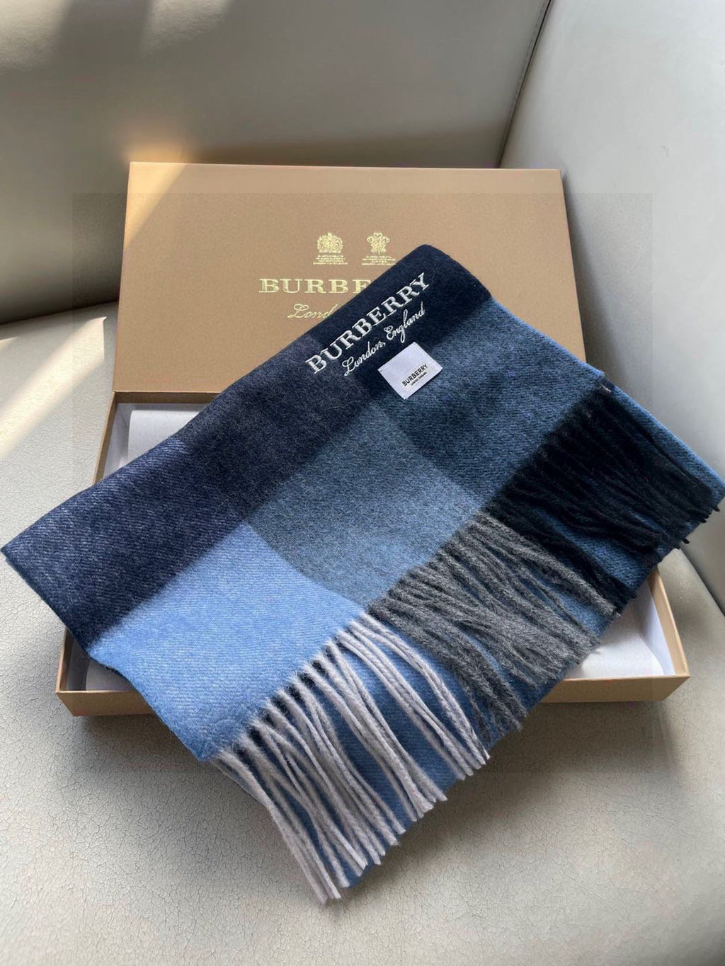 BURBERRY BBR SCARF 180 CM IN CASHMERE 538301