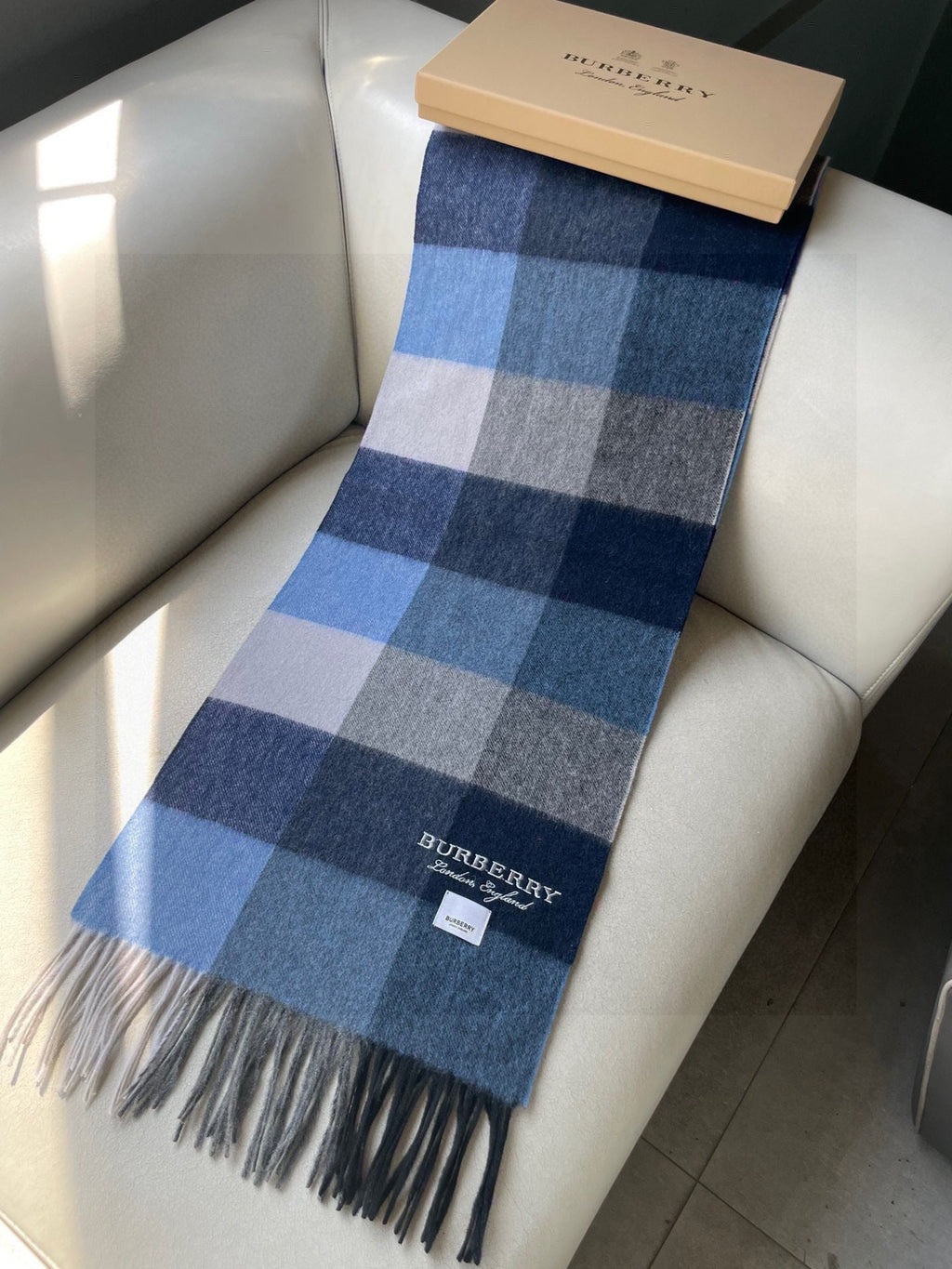 BURBERRY BBR SCARF 180 CM IN CASHMERE 538301