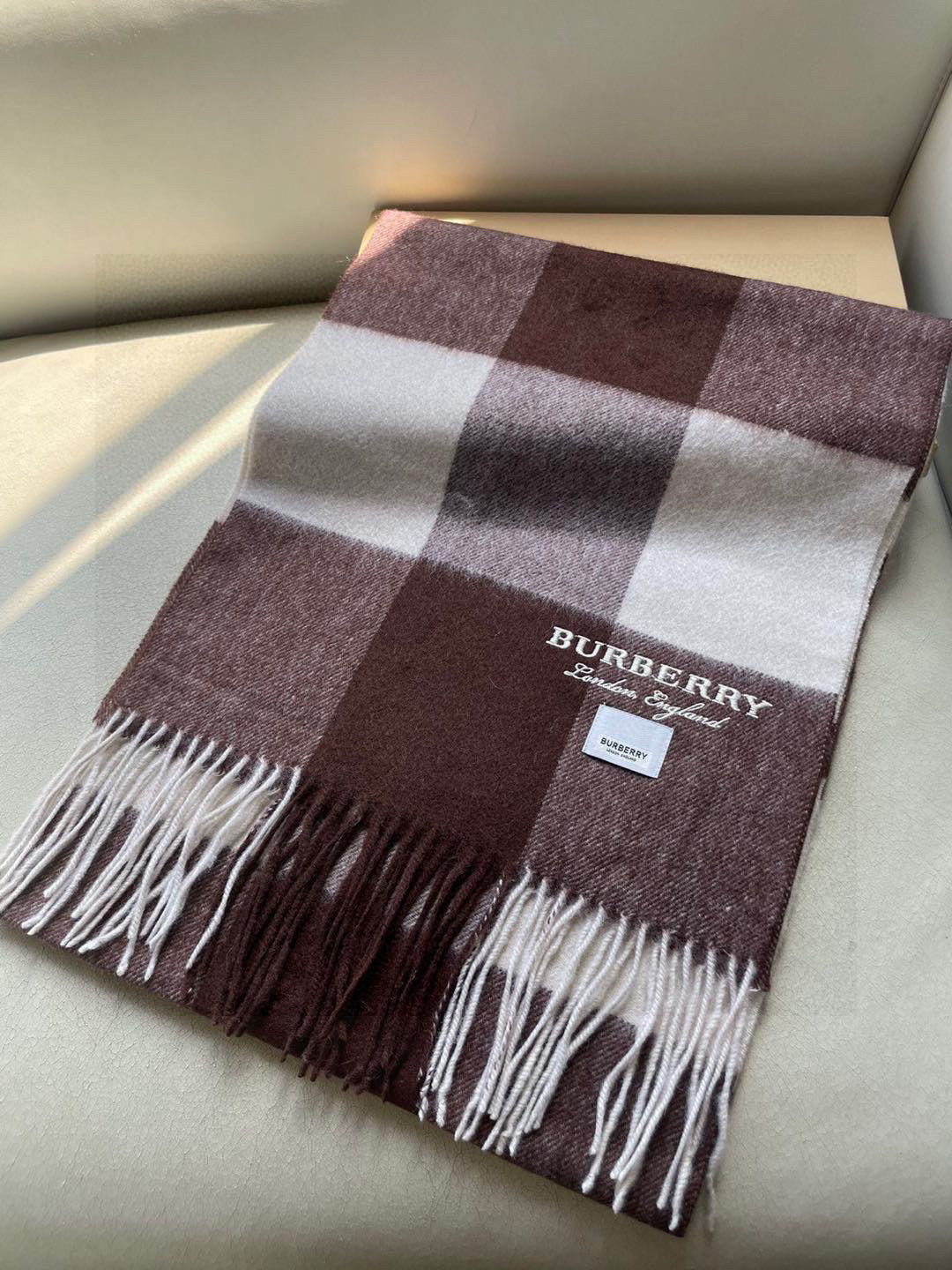 BURBERRY BBR SCARF 180 CM IN CASHMERE 538302
