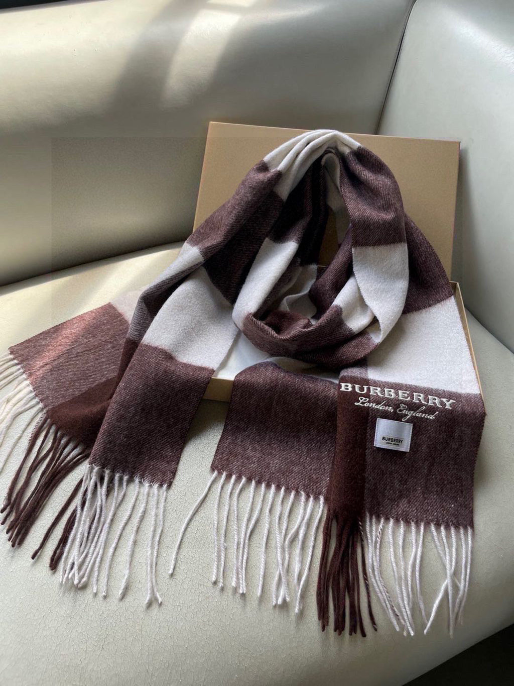 BURBERRY BBR SCARF 180 CM IN CASHMERE 538302